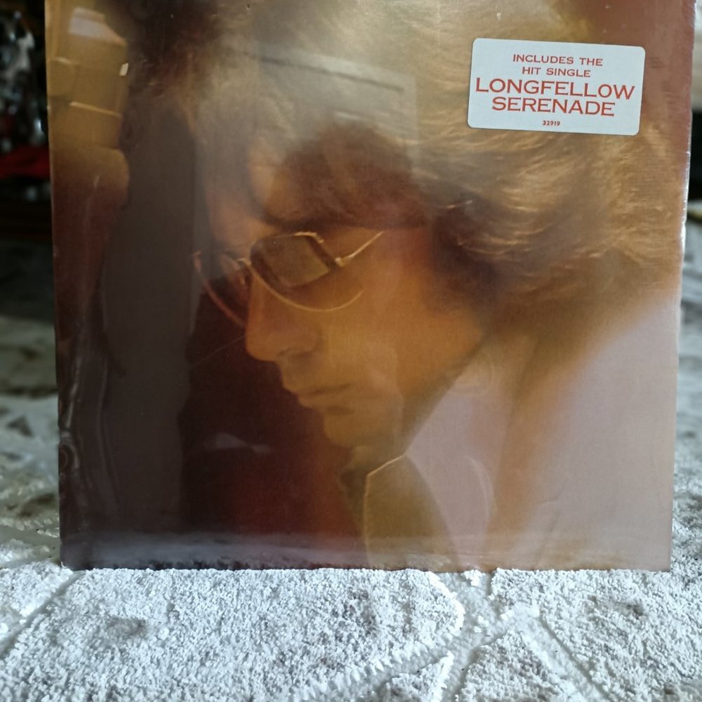 SEALED  NEIL DIAMOND VINYL RECORD ( NEVER OPENED )